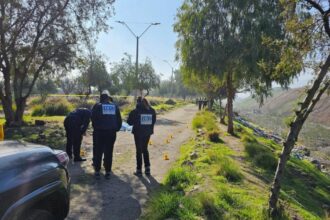 "Presentaba múltiples disparos": hallan cuerpo de un hombre en plena calle de Colina