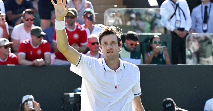 Jarry avanza en Wimbledon y suma premio millonario