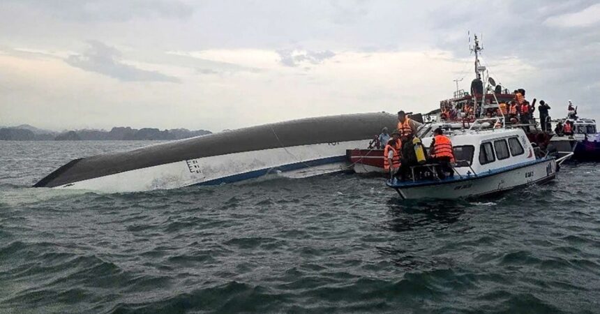 Tragedia en Vietnam: 34 muertos y 8 desaparecidos tras el vuelco de un barco turístico en Ha Long