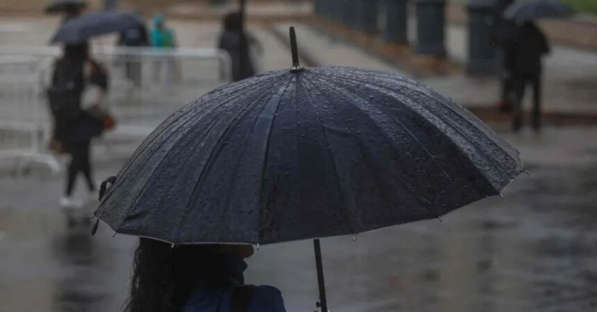 Lunes 21 de julio: lluvias débiles se concentran en Rapa Nui y el sur