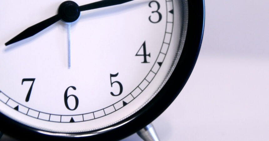 ¿Cuándo se vuelve al horario de verano en Chile? Revisa la fecha del próximo cambio de hora