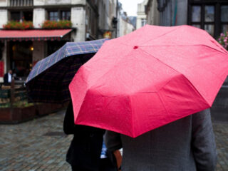 Pronostican sucesión de sistemas frontales para fin de julio: posible lluvia en Santiago
