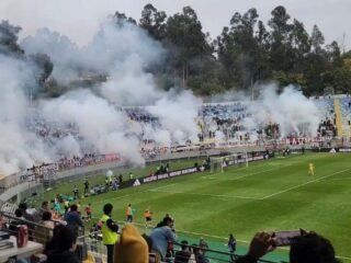 Barristas de Colo Colo provocan incidentes en amistoso ante Real Valladolid
