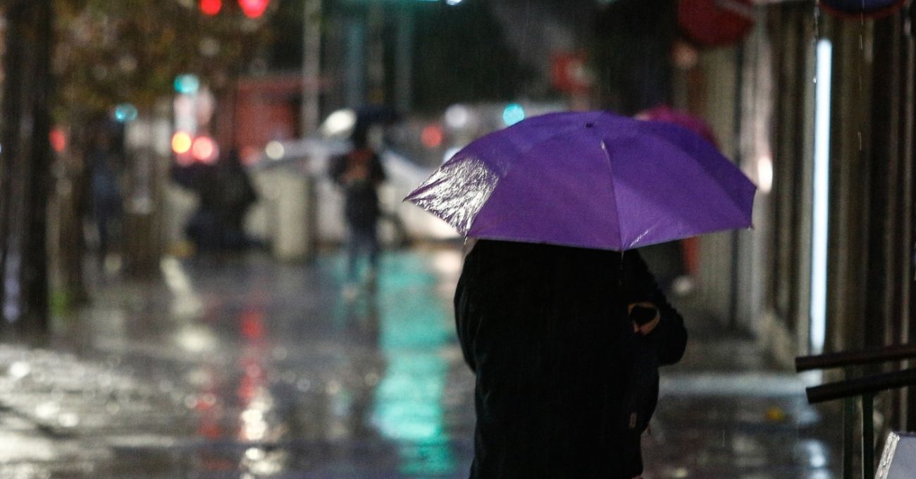 Ocho regiones del país registrarán lluvias este viernes, algunas con tormentas y vientos intensos
