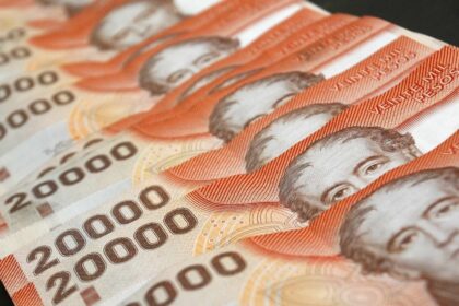 Bonos y pensiones para adultos mayores: estos son los principales beneficios disponibles