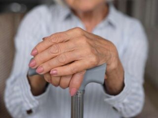 Dormir profundamente: el hábito diario que puede ayudar a prevenir el Alzheimer, según estudio