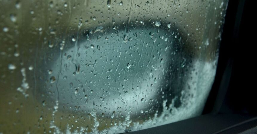 Invierno al volante: 6 trucos infalibles para que los vidrios del auto no se empañen