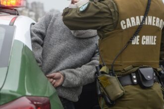 Cinco menores detenidos tras intento fallido de robo de vehículo en Las Condes