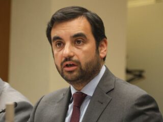 Ministro de Justicia rechaza abusos en licencias médicas y críticas antidemocráticas