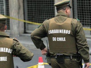 Carabineros dispara en procedimiento a cuadras de la casa del Presidente Boric: dos personas fueron detenidas