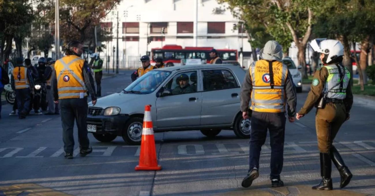 Restricción vehicular para autos antiguos este martes 5 de agosto