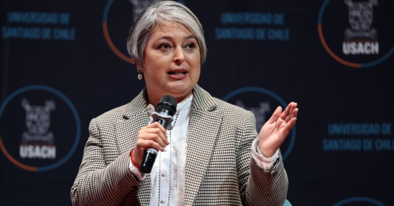 Jeannette Jara aclara polémica: Aborto libre sí estaba en su programa