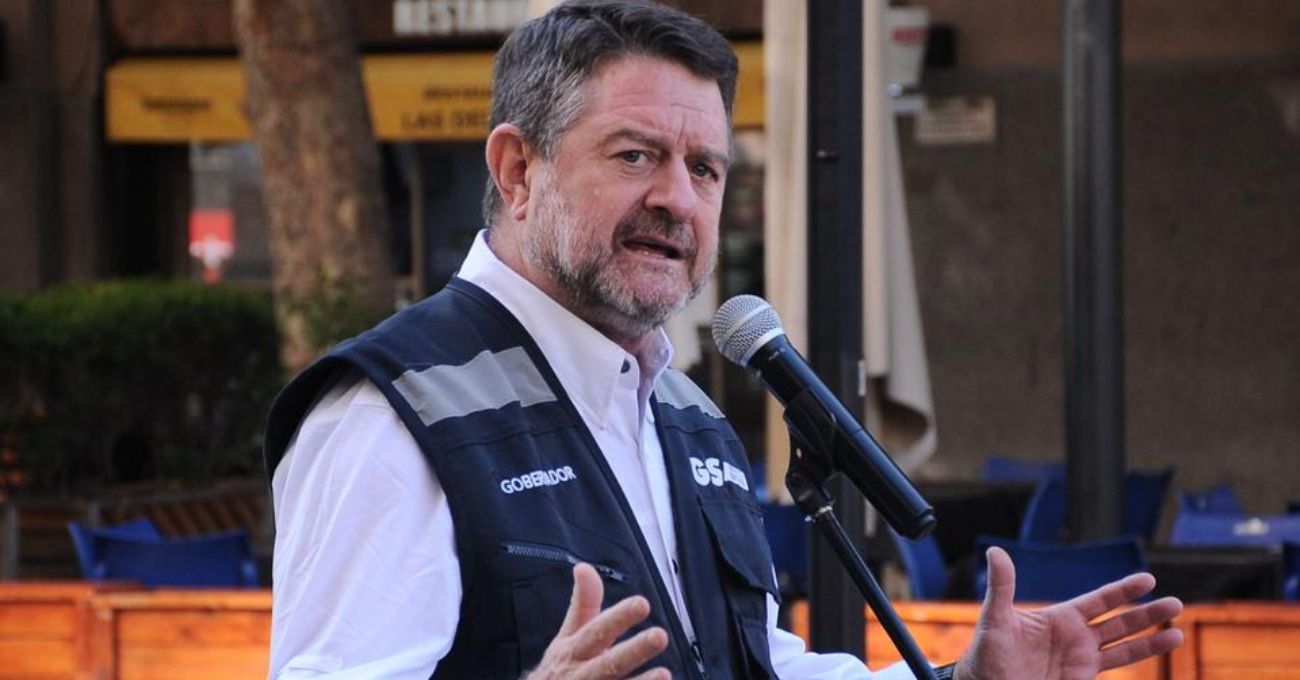 Gobernador de Santiago responde acusaciones: ¿trato privilegiado por megafraude?