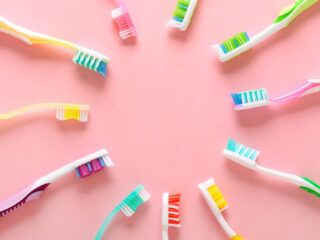 ¿Cada cuánto tiempo hay que cambiar el cepillo de dientes? Lo aclara una especialista