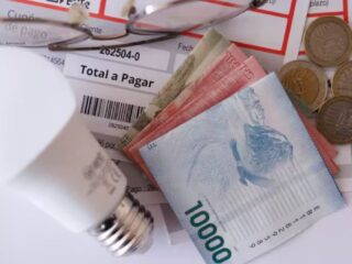IPC sube 0,9% en julio impulsado por alza en electricidad y alimentos
