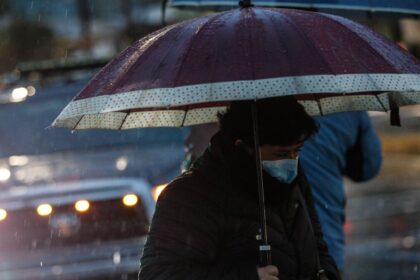 Con isoterma cero alta: emiten aviso por lluvias “normales a moderadas” en tres regiones
