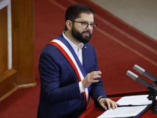 Empleo: Boric admite tareas pendientes y anuncia impulso a Ley de Subsidio Unificado