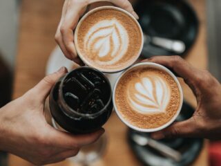 Café: estudio revela que tomarlo negro es la mejor opción para la longevidad