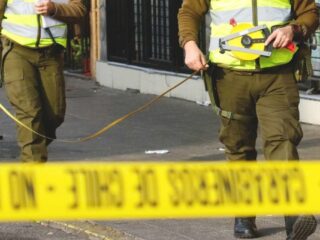 Ñuñoa: Mujer de 65 años muere tras choque frontal entre dos vehículos