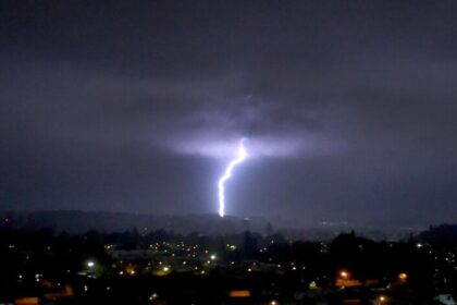 Tormentas eléctricas: DMC emite aviso para tres regiones de la zona central