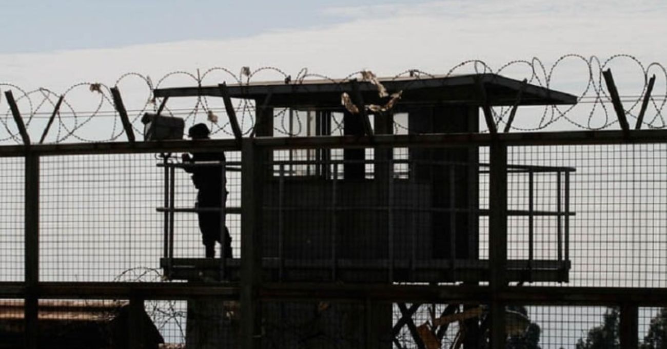Gendarmería remueve a director en Atacama y suspende a funcionarios tras liberaciones erróneas de reos