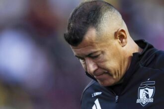 Blanco y Negro confirma salida de Jorge Almirón de Colo Colo y designa dupla interina