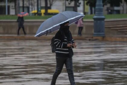 ¿Vuelve el sol? Revisa las lluvias pronosticadas para este lunes 4 de agosto en Chile