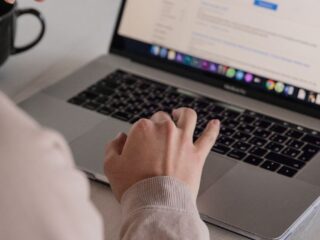 Escasez de talento afecta al 60% de empleadores chilenos pese al alto desempleo juvenil