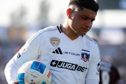 Aquino promete "hacer lo mejor" para sacar adelante a Colo Colo tras salida de Almirón