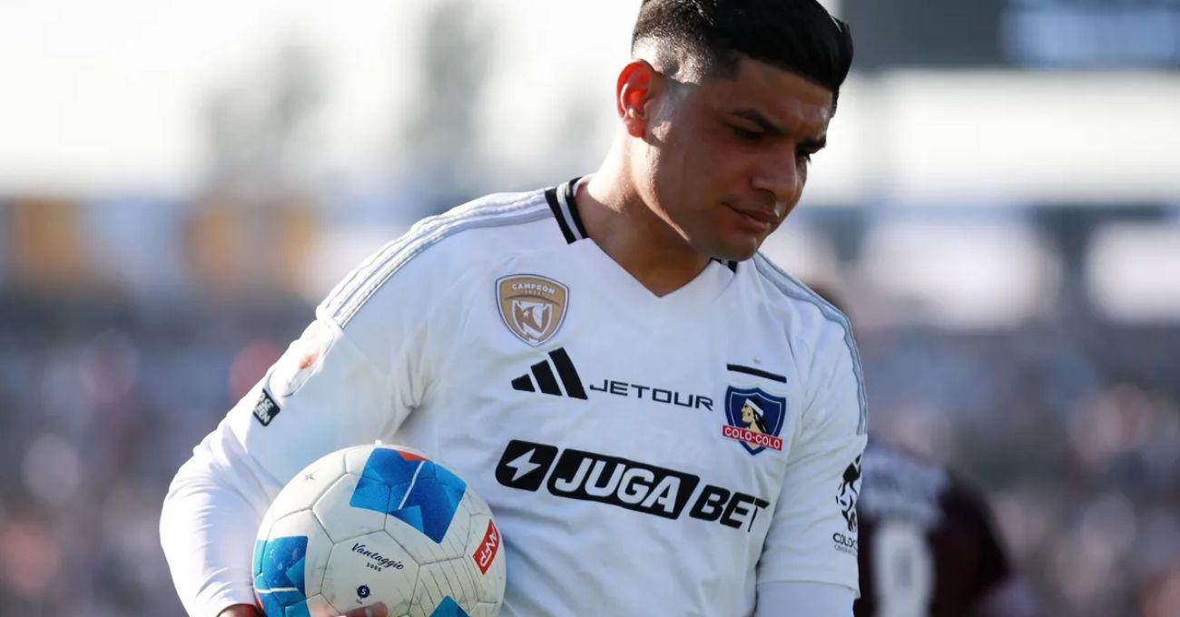 Aquino promete "hacer lo mejor" para sacar adelante a Colo Colo tras salida de Almirón