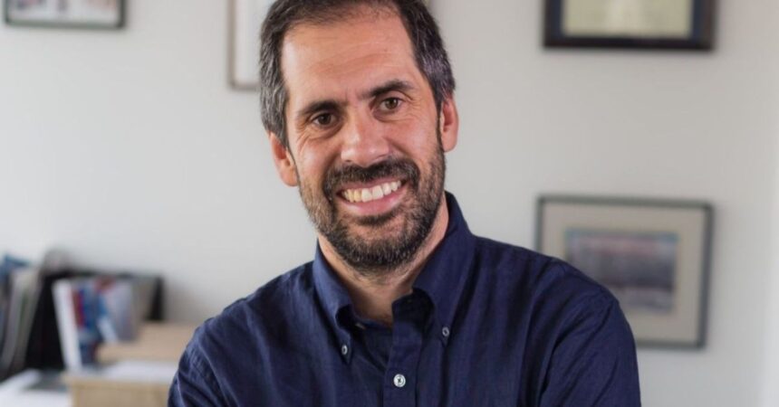 Nicolás Grau asume como ministro de Hacienda y Álvaro García liderará Economía
