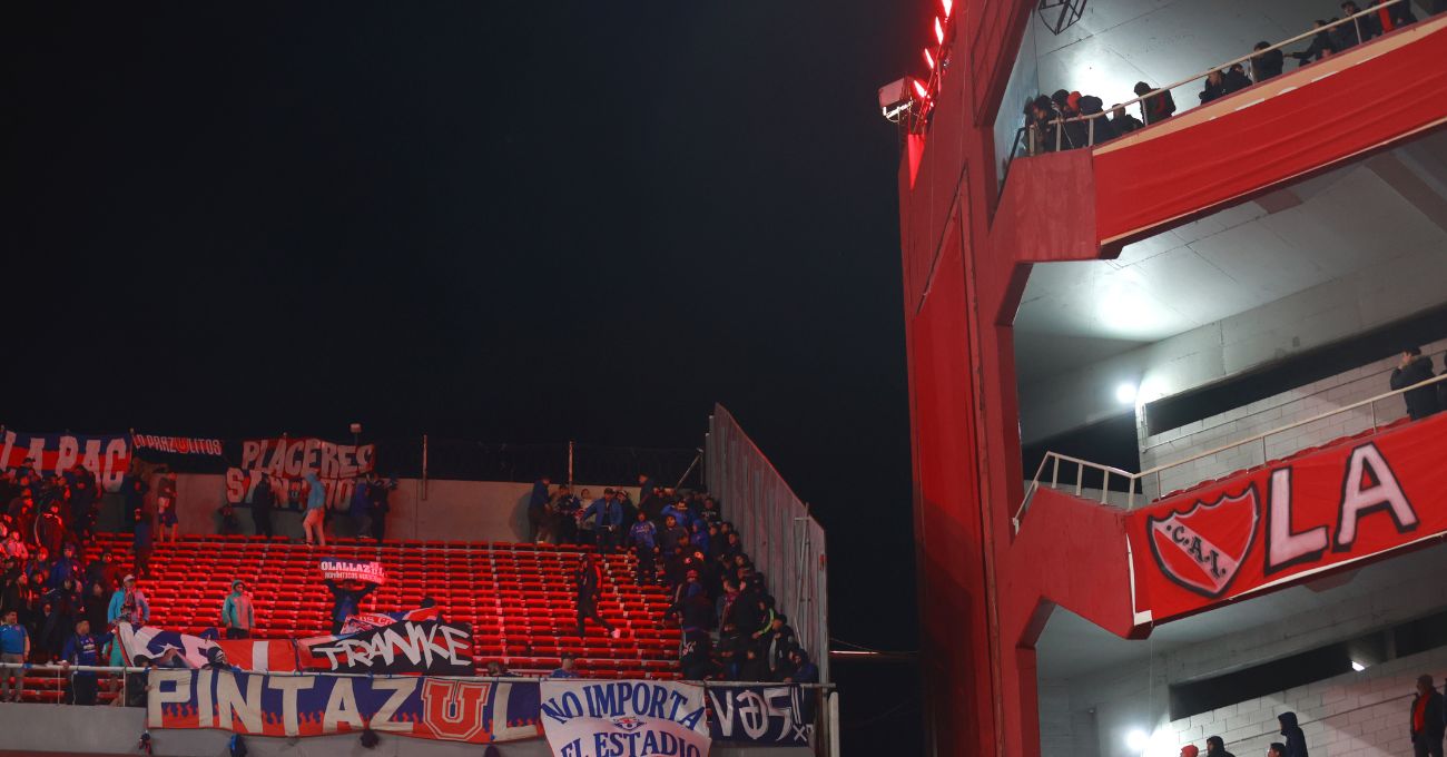 Fiscalía argentina ordena clausura del estadio de Independiente tras violencia en Copa Sudamericana