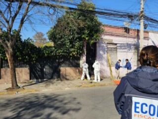 Hombre muere tras recibir seis disparos en plena vía pública en Recoleta