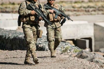 Informe de inteligencia alerta ingreso ilegal de 45 militares y policías extranjeros a Chile