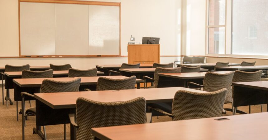 Colegio Trewhela’s School es adquirido por red internacional británica: contará con acceso a convenio con el MIT