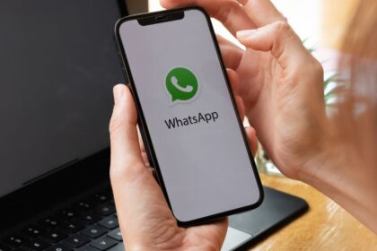 WhatsApp anuncia función con inteligencia artificial para redactar mensajes