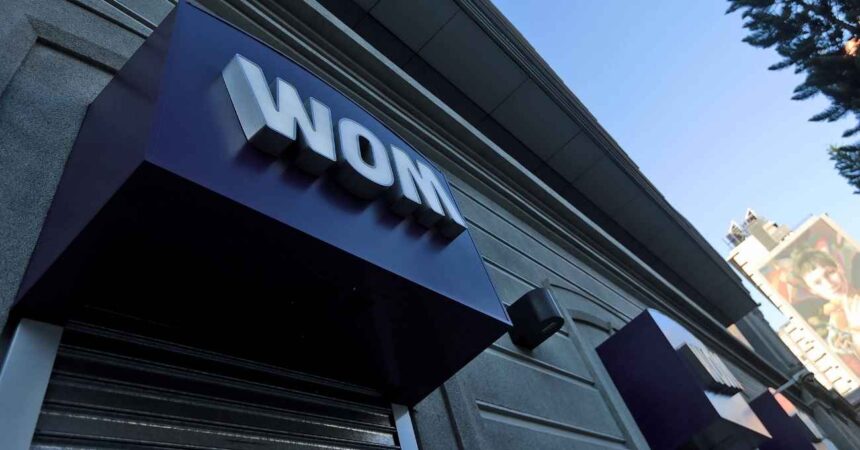 Denuncia ante Contraloría: Diputado acusa al MTT por falta de cobro de garantías a WOM, Subtel descarta omisiones