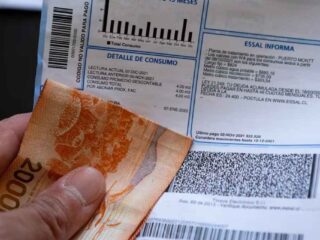 Cobros indebidos en tu boleta: SEC formula cargos a CGE por disparar las cuentas de la luz