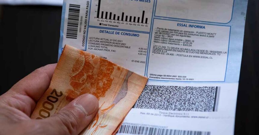 Cobros indebidos en tu boleta: SEC formula cargos a CGE por disparar las cuentas de la luz