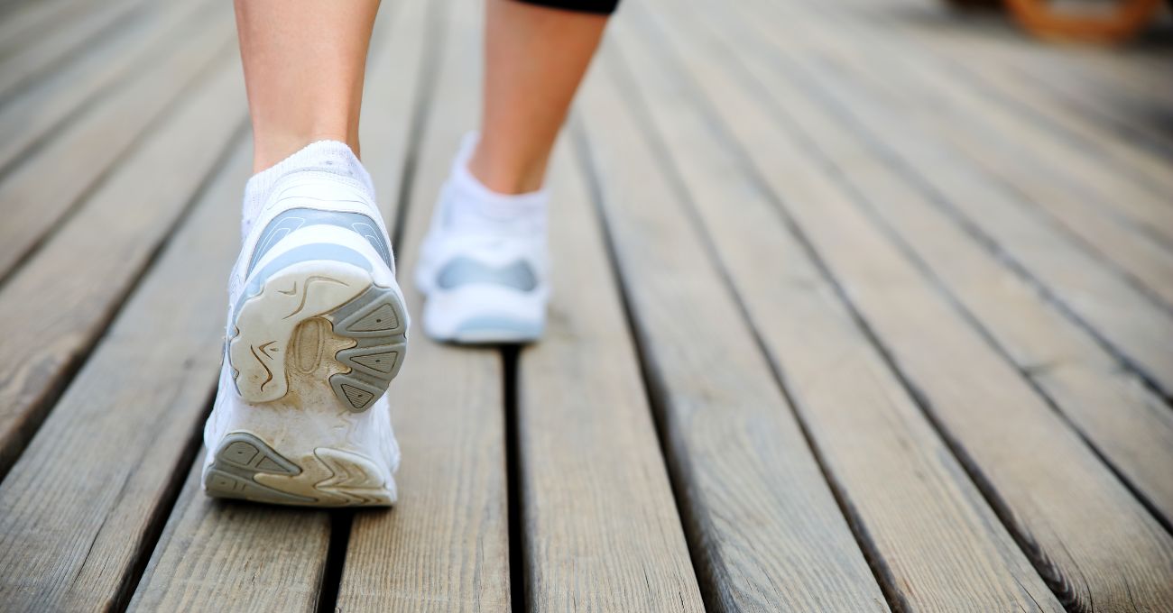 Caminar 7.000 pasos al día: el nuevo estándar vital para tu salud