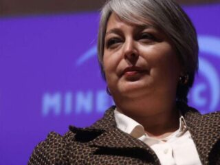 Jeannette Jara reconoce errores tras el debate presidencial