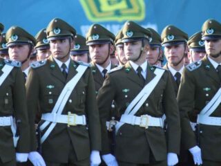 Sueldos Carabineros 2025: Revisa cuánto gana un recién egresado según su grado