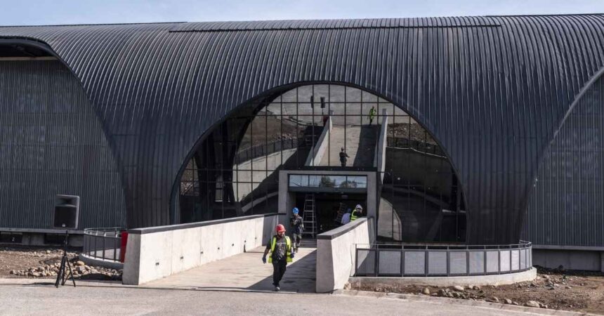 Centro Espacial Nacional en Cerrillos: 92% de avance y laboratorios para construir satélites