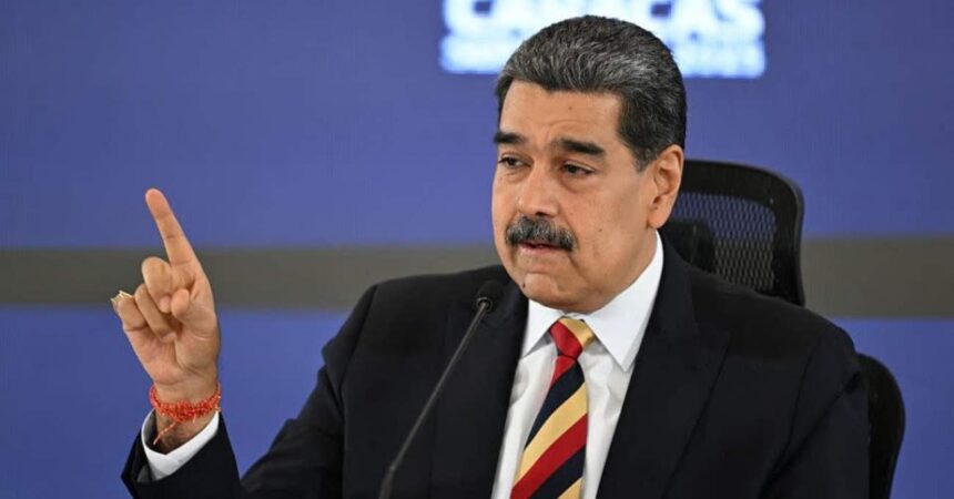 Maduro acusa despliegue militar de EEUU contra Venezuela: "Es una amenaza extravagante"