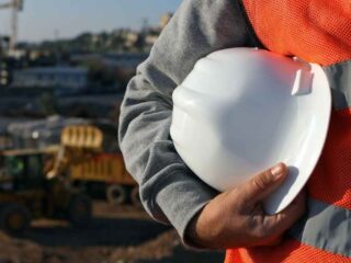 Sueldos de hasta $4 millones: Revisa las vacantes en el Ministerio de Obras Públicas