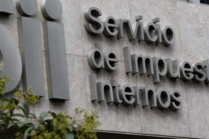 SII posterga exigencia de inicio de actividades en plataformas y bancos hasta enero de 2026