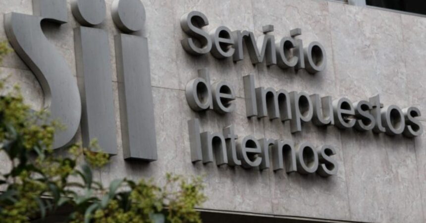 SII posterga exigencia de inicio de actividades en plataformas y bancos hasta enero de 2026