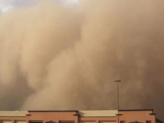 Rachas de viento de hasta 90 km/h: Meteorología advierte riesgo de tormentas de arena en el norte