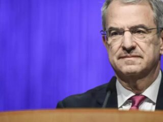 CEO de Nestlé fue despedido por mantener relación con subordinada directa