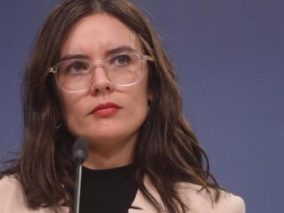 Gobierno califica de "muy grave" acusación de bots ligados a campaña de Kast